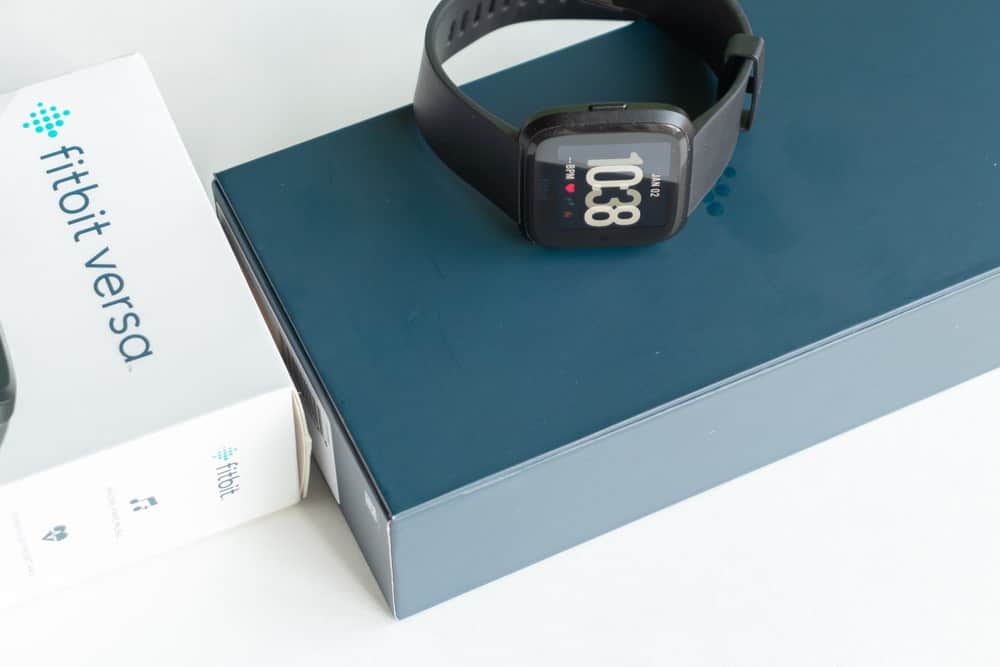 Fitbit versa 2 ou ionic hot sale