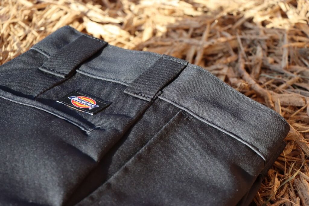 8 Pants Similar to Dickies Threadcurve