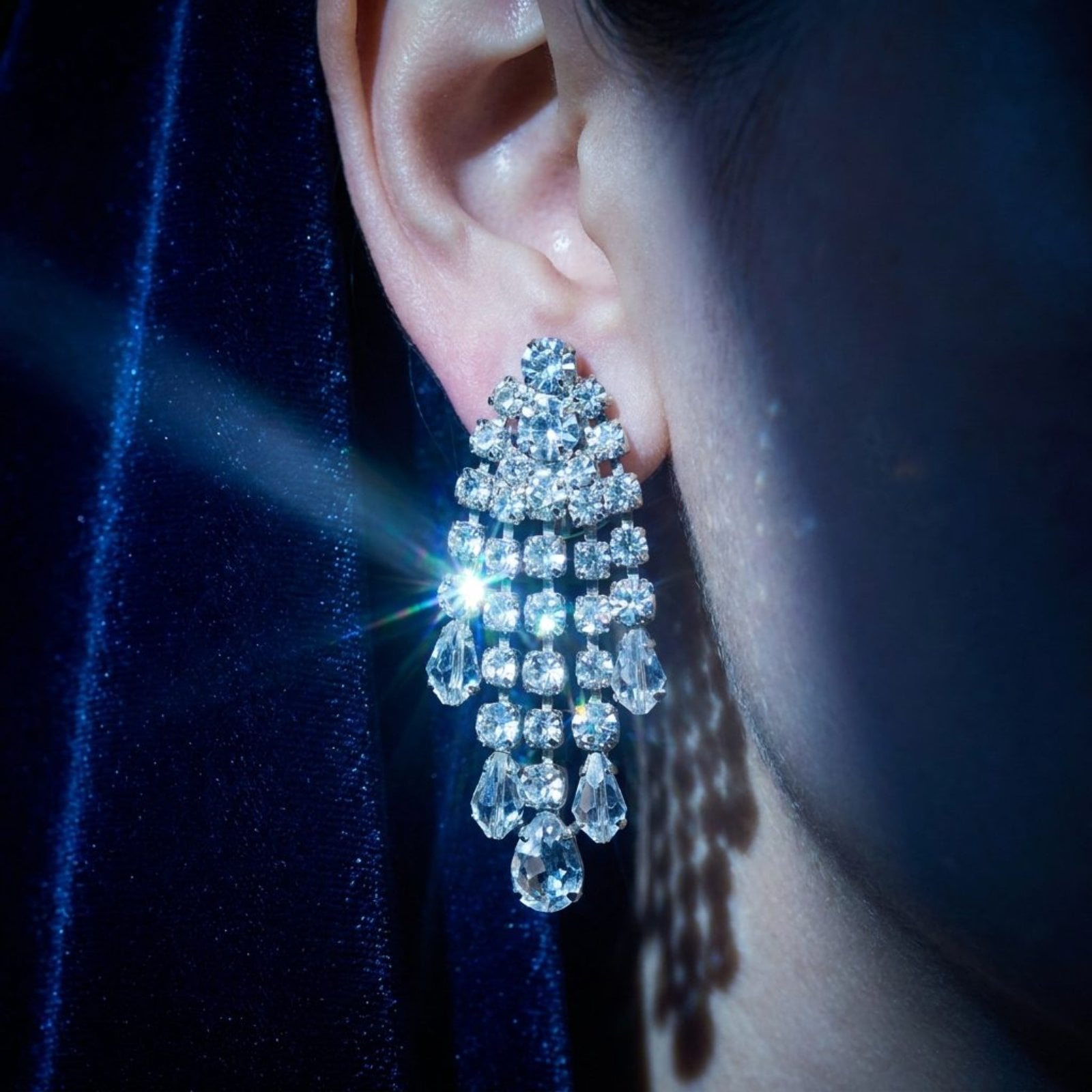 28 Clip-On Earring Styles Women Wore in the 1960s That Confuse Anyone Under 30 Today