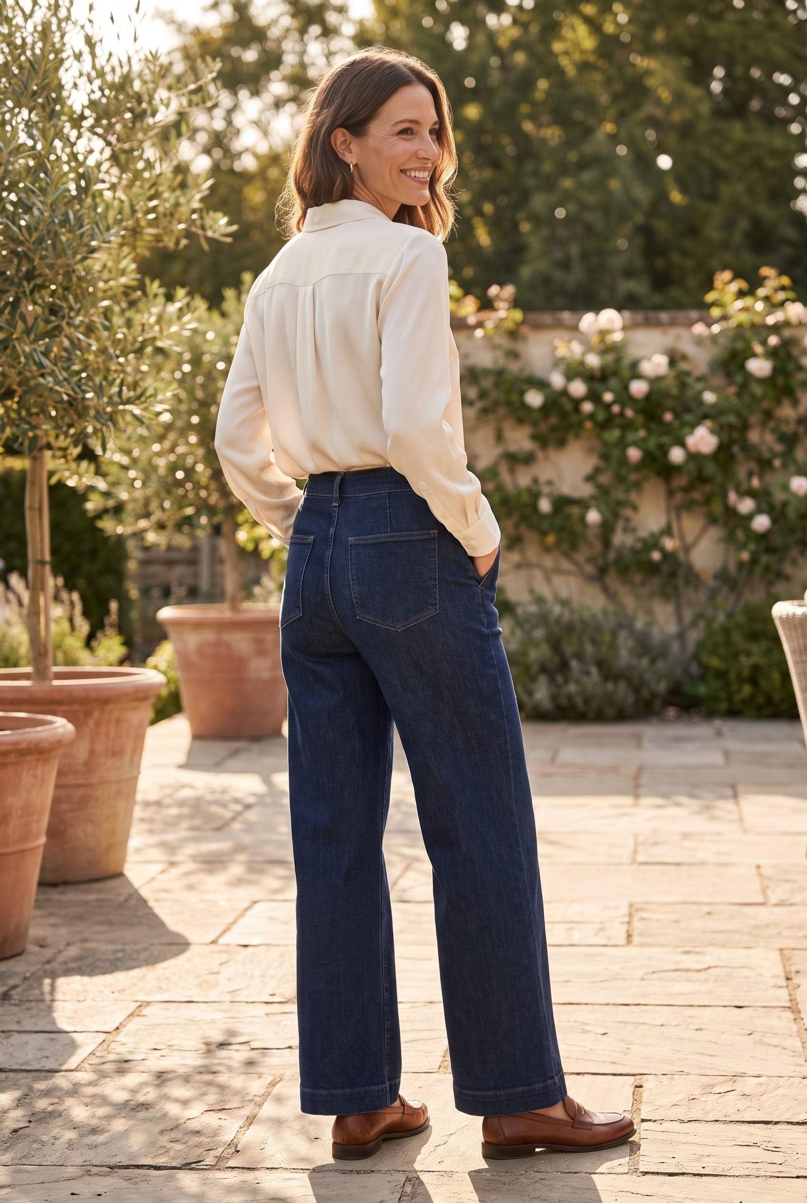 Choose Back Pockets That Flatter Your Proportions
