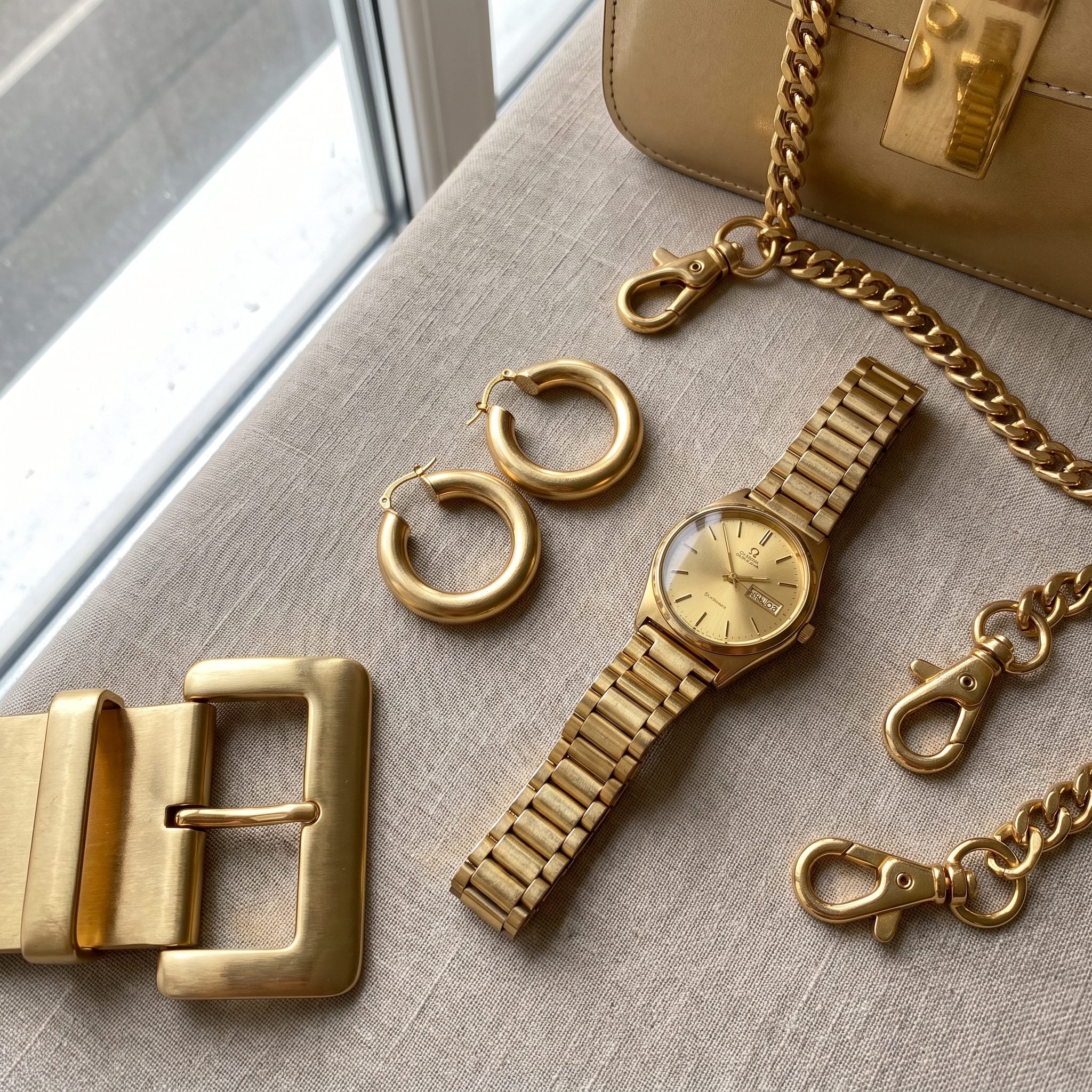 Every Metal Detail in the Same Finish