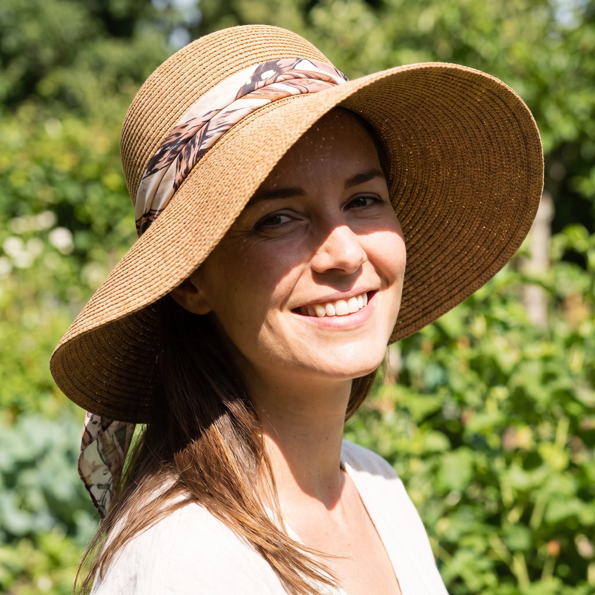 Wide-Brim Floppy Hats That Fight Every Outfit