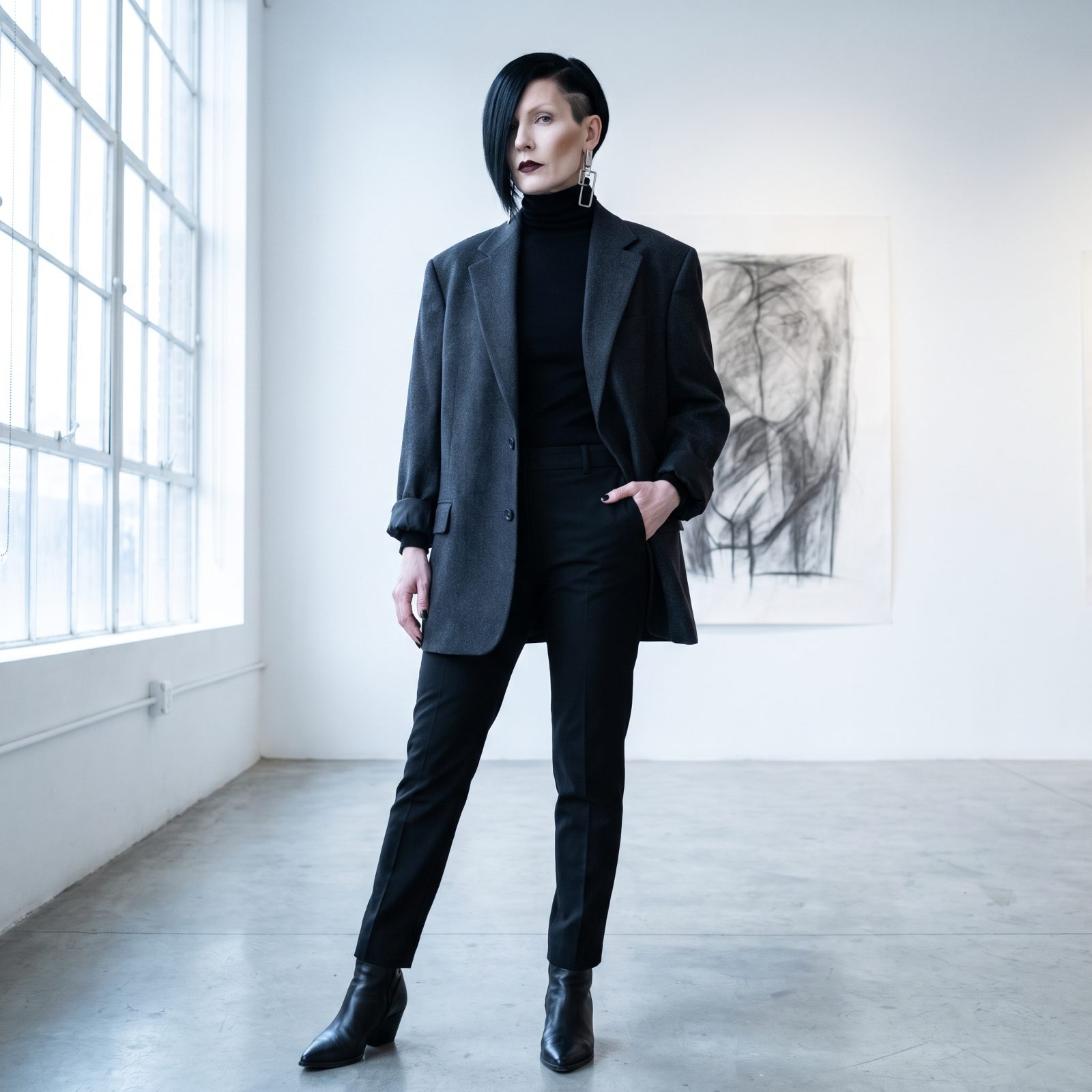 The 1980s Asymmetrical New-Wave Cut, One-Sided Length Defied Conventional Symmetry